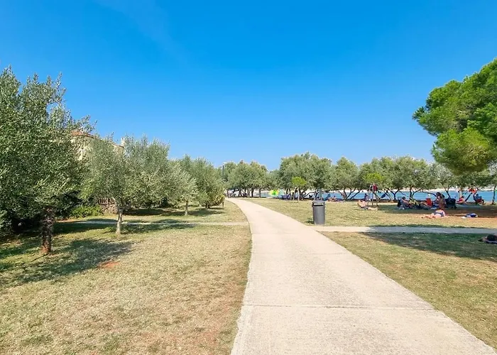 Apartman Petretic 1 *