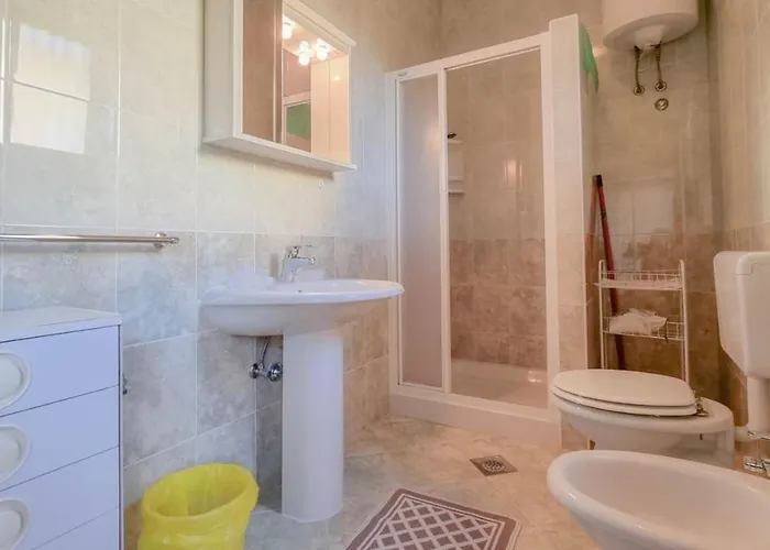 Petretic 1 Novigrad (Istria)