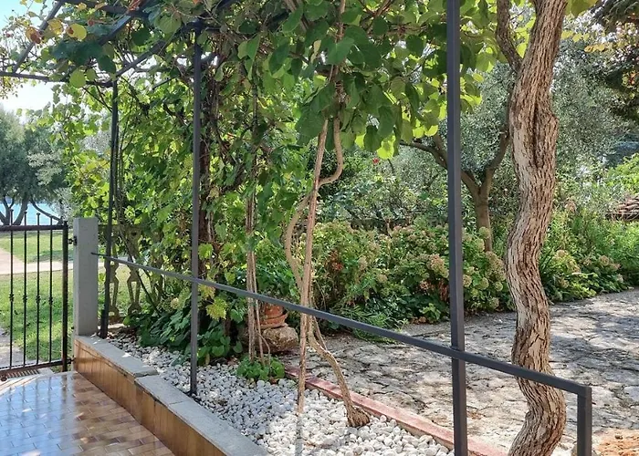 Petretic 1 Διαμέρισμα *